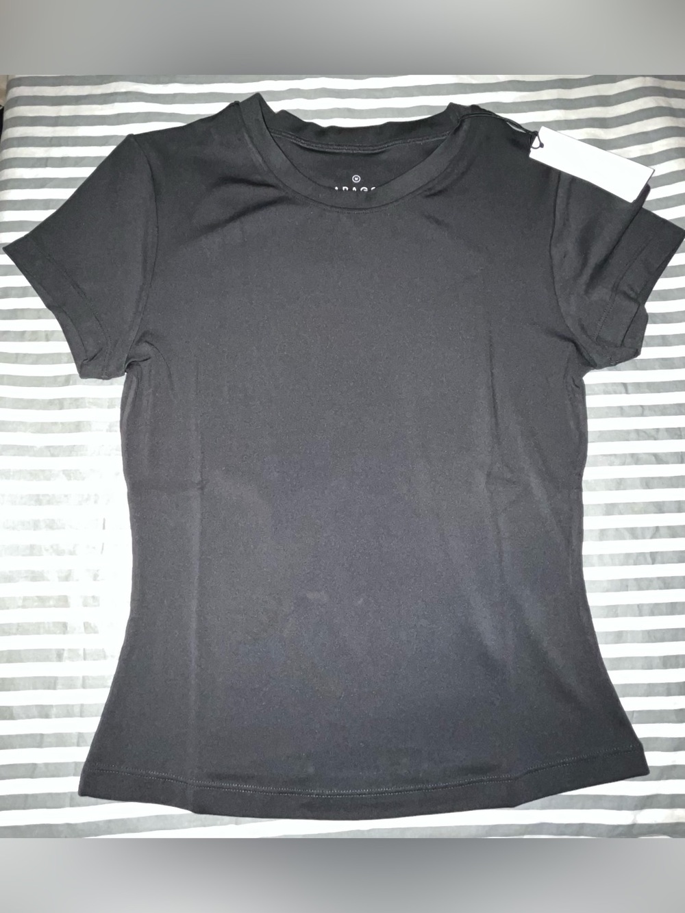 Paragon Fitwear Reluna Full Length Short Sleeve Top in Black Size M